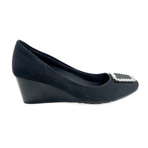 Anne Klein Sadie Women Size 7.5 Black Fabric Wedge Pump Silver Chain Accent Shoe